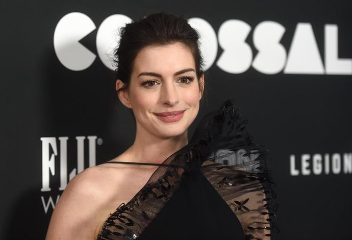 Anne Hathaway 