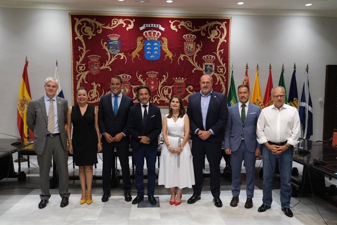 [Grupocanarias] Nota + Fotos Parlamento De Canarias / Constituidas Todas Las Comisiones De La X Legislatura