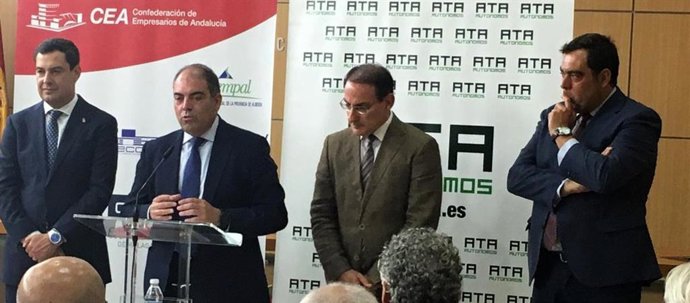 Juanma Moreno, Lorenzo Amor, Javier González de Lara y Rafael Amor, en la CEA.