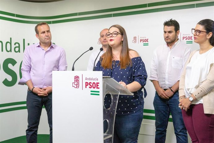 María Isabel López, en una rueda de prensa