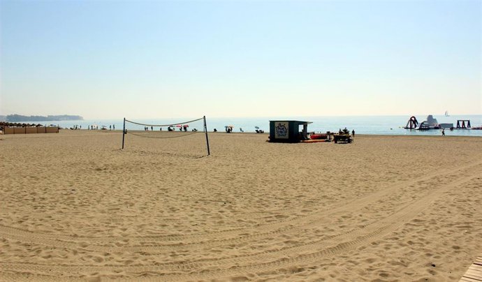 Playa sin humo en Estepona (Málaga)