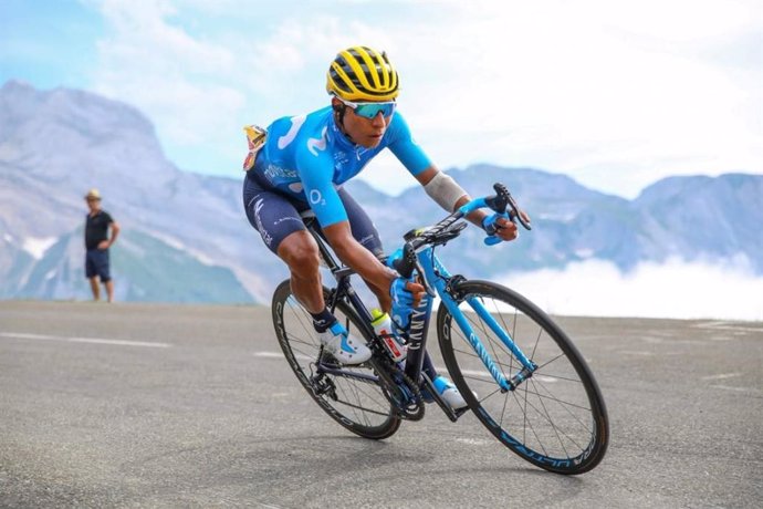 El ciclista colombiano Nairo Quintana (Movistar Team), en los Lagos de Covadonga durante La Vuelta 2018.
