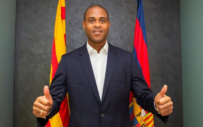 Patrick Kluivert, nuevo director del fútbol formativo del Bara.