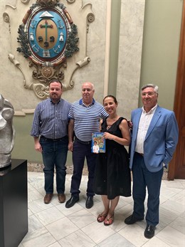 La alcaldesa, Patricia Hernández, recibe a representantes del Aula de Cultura de Cádiz