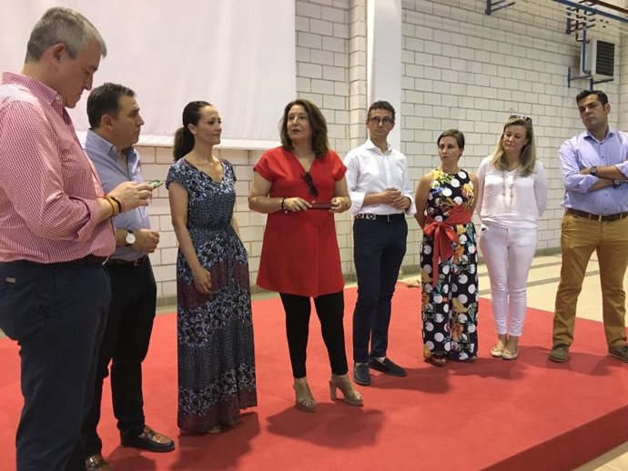 Crespo señala una "ampliación" de once millones en las ayudas destinadas a la in