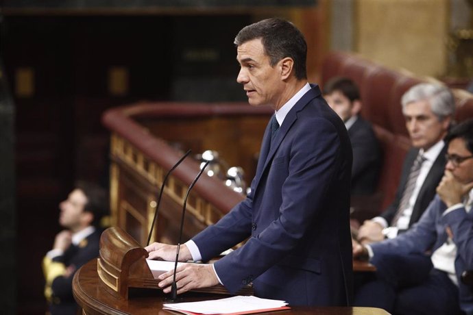 El presidente del Gobierno en funciones, Pedro Sánchez, ofrece su discurso durante el debate previo a la segunda votación para la investidura del candidato socialista a la Presidencia del Gobierno.