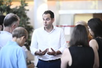 Ciudadanos se niega a reunirse para negociar un documento con PP y Vox pero estudiaría asumir el que pactasen