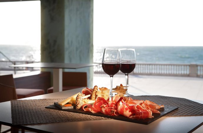 Turismo.- Paradores dota de "entidad propia" a sus restaurantes de centros de Cá