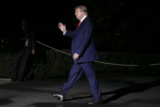 July 24, 2019 - Washington, DC, United States: US President Donald J. Trump walks on the South Lawn as he arrives to the White House after a trip to West Virginia. (Contacto)
