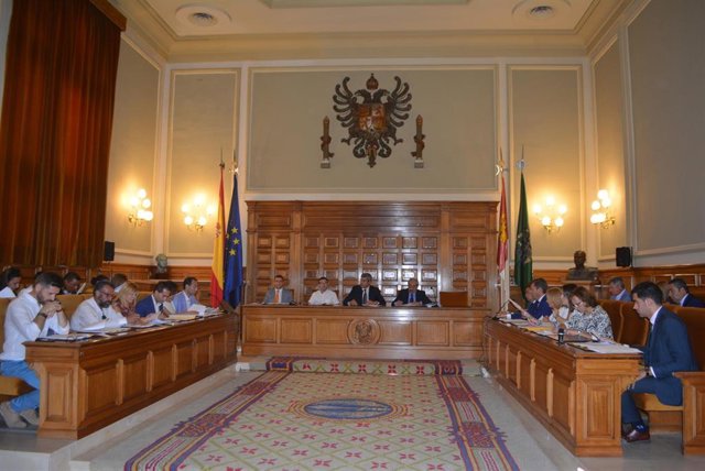 Pleno de la Diputación de Toledo