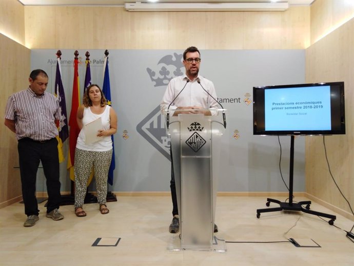 El tinent d'alcalde de Cultura i Benestar Social de l'Ajuntament de Palma, Antoni Noguera, en un reuda de premsa.