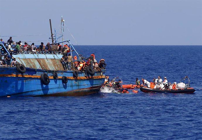Migrantes a la deriva en Libia