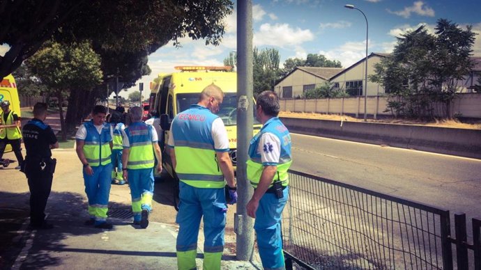 Accidente de moto en el Paseo John Lennon de Getafe