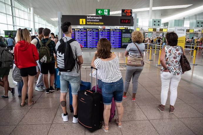 Imágenes de los afectados por la huelga del personal de tierra de Iberia en Barcelona (Aeropuerto Josep Tarradellas Barcelona-El Prat).