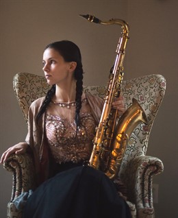La saxofonista Maria Grand