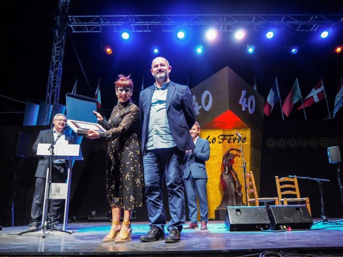 Cádiz recibe la Medalla de Oro del Festival Internacional de Cante Flamenco de Lo Ferro