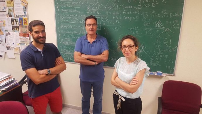 José Miguel Díaz y parte del equipo que ha trabajando en el algoritmo para medir la melodía del flamenco.