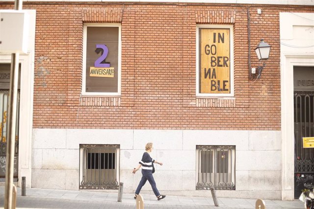 Imagen del edificio ubicado en la calle Gobernación con paseo del Prado okupado por La Ingobernable en Madrid. Vacío desde el año 2012, el edificio acogió dependencias de la Universidad Nacional de Educación a Distancia (UNED) y un centro de salud para Re