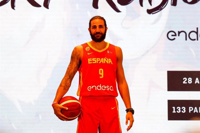 El jugador español Ricky Rubio en la presentación de la gira para preparar el Mundial en China en el Teatro Real de Madrid