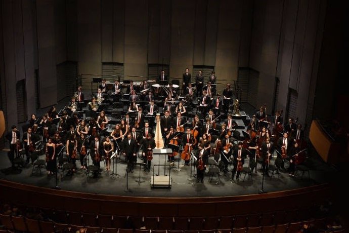 La Orquesta Sinfónica Juvenil de Chile interpreta a Shostakóvich en el Teatro Au