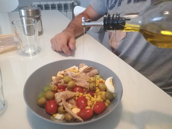 Una alimentación adecuada puede evitar la deshidratación en verano