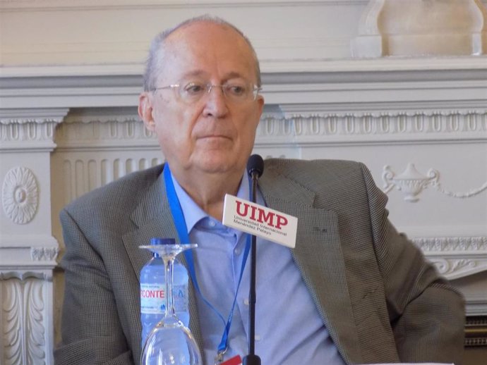       Fernando García De Cortazar, Historiador . En la UIMP en 2018