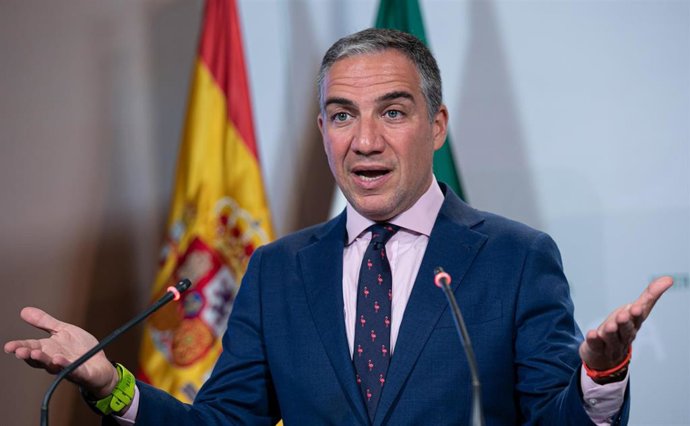 Rueda de prensa posterior a la reunión semanal del Consejo de Gobierno de la Junta de Andalucía. El consejero de Presidencia, Elías Bendodo.