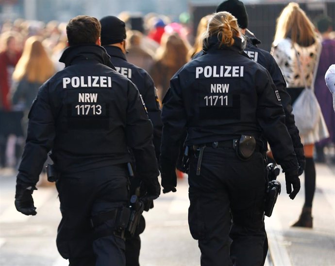 Policías alemanes en Colonia