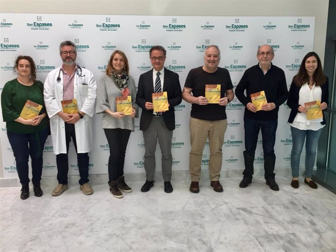 Los ganadores de la primera edición del Concurso de Relatos Cortos del Hospital de Son Espases