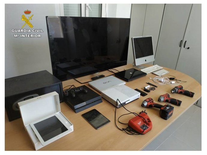 Efectos recuperados por los agentes en Teulada.