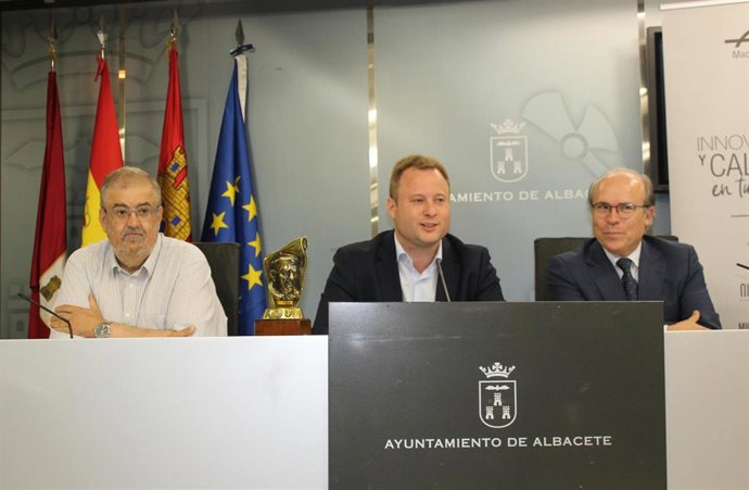 Presentación pemios Teatro Circo