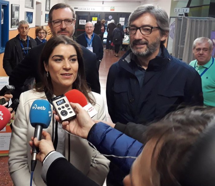 El PP de Vitoria critica la "pasividad" del Gobierno municipal ante el recibimiento a Aitor Zelaia.