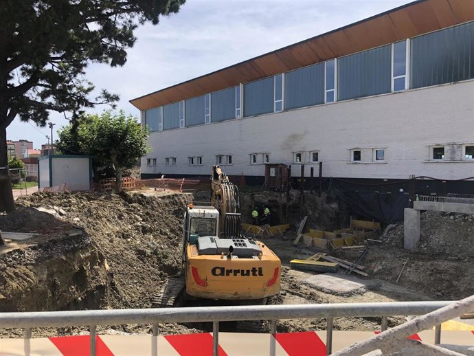 Obras ampliación piscina complejo deportivo Ruth Beitia