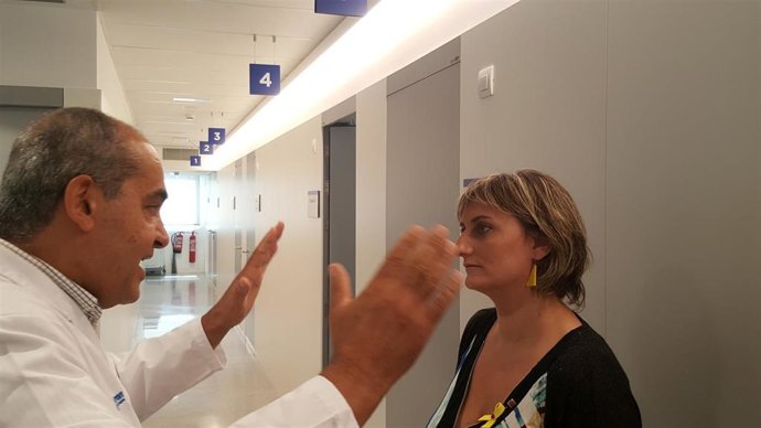 La consellera Alba Vergés en su visita a las nuevas instalaciones del Centre Drassanes-Vall d'Hebron