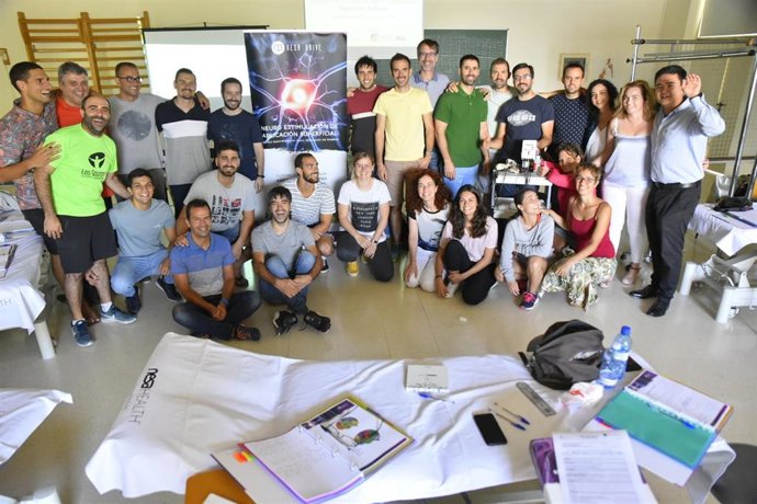 Fisioterapeutas asistentes al curso de Experto Universitario en Neuroestimulación Superficial Aplicada