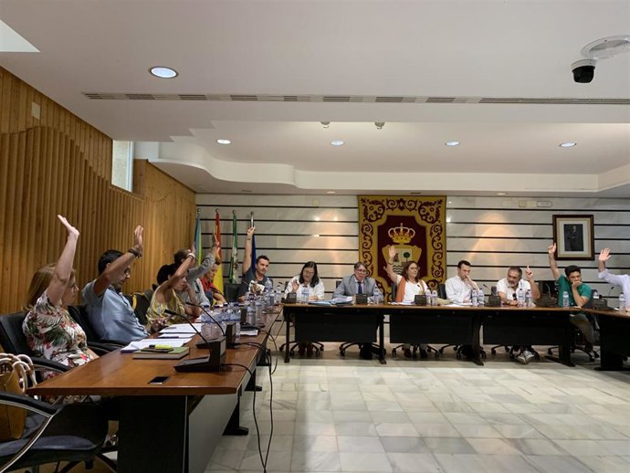 Pleno en el Ayuntamiento de Punta Umbría (Huelva).