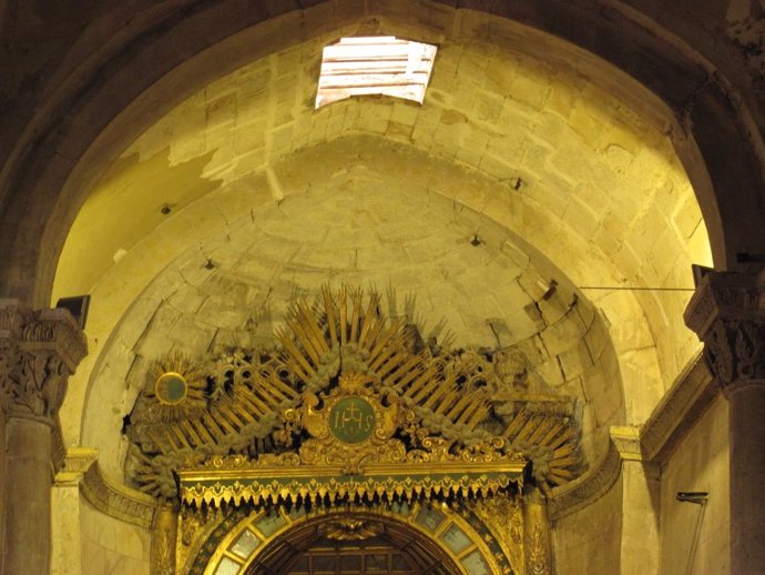 Daños en la parte superior de la capilla de la iglesia de San Martín de Salamanca, declarada BIC.
