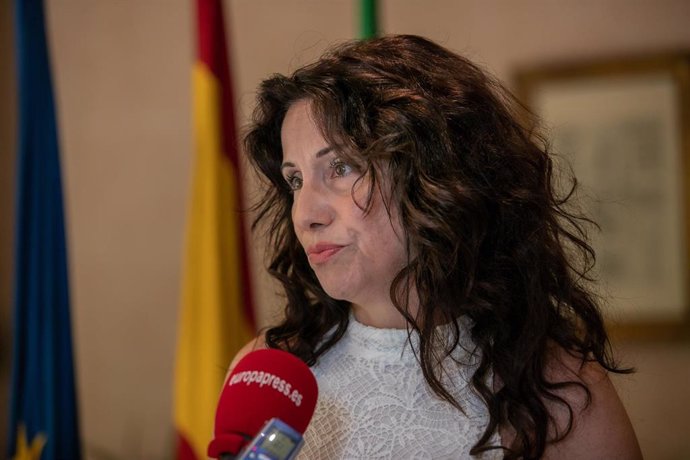 La consejera de Igualdad, Políticas Sociales y Conciliación, Rocío Ruiz, durante la entrevista con Europa Press.