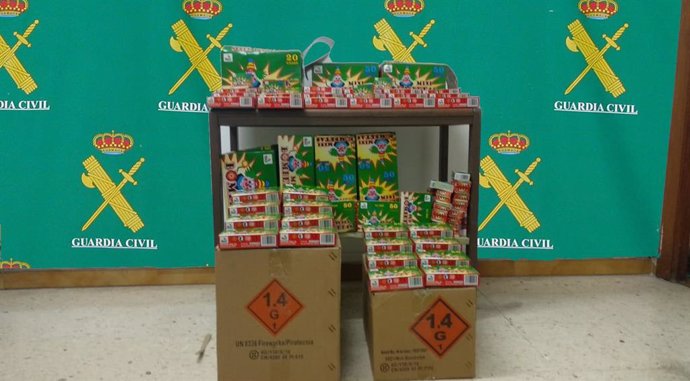Intervenidos más de 6.000 petardos de venta ilegal en las fiestas del Carmen en Nigrán (Pontevedra).