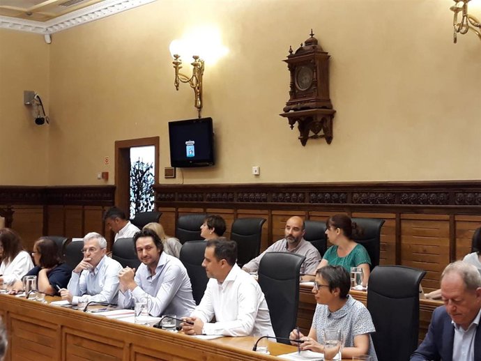 Corporación gijonesa durante el Pleno Municipal de Gijón