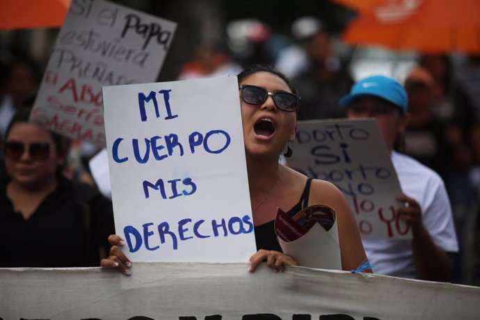 Protesta por la despenalización del aborto en El Salvador