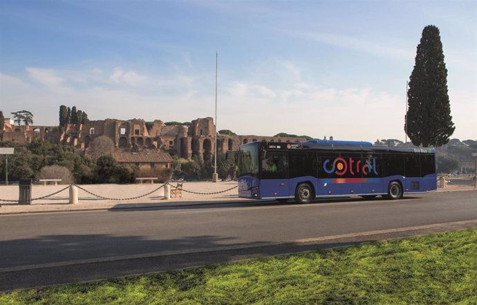 Autobus que Solaris (CAF) suministrará a Italia