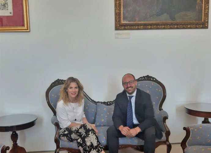 Ana Mestre y Germán Beardo durante el encuentro