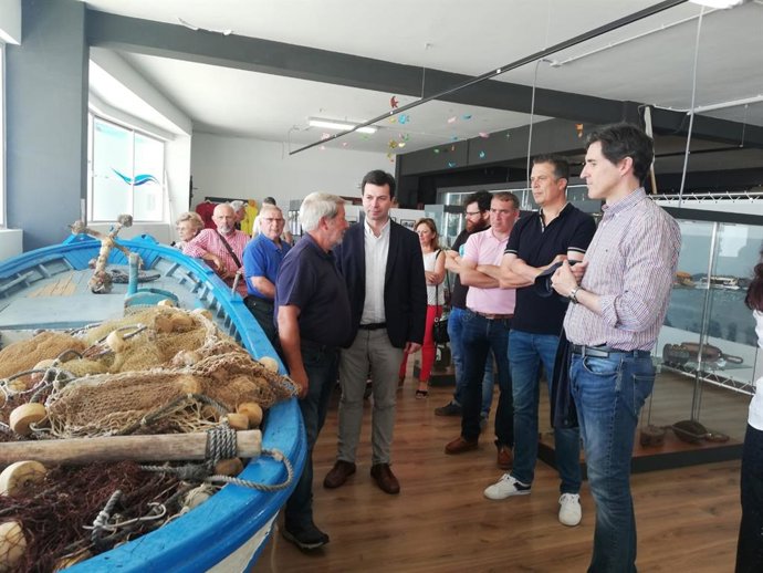 El portavoz del PSdeG, Gonzalo Caballero, en Cedeira