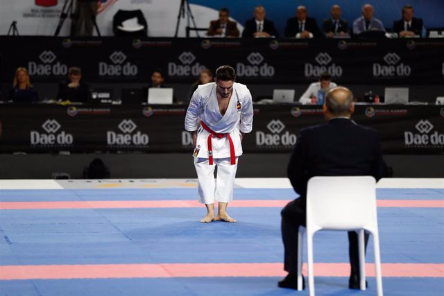 Damián Quintero durante su kata en el Mundial de Madrid