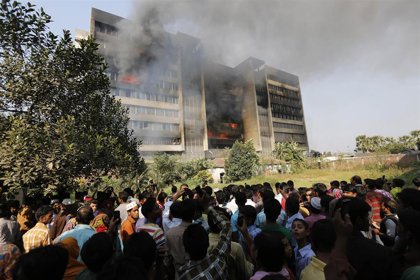 Solo una de cada ocho fábricas de ropa en Bangladesh cumplen el estándar de  seguridad internacional
