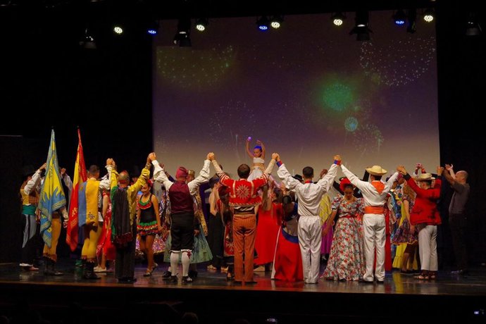 Última jornada del Festival Folklórico de los Pirineos, en Jaca (Huesca).