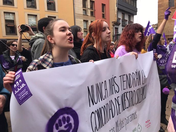 Concentración feminista en Oviedo