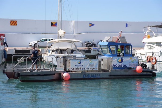 Acosol pone en marcha, por tercer año consecutivo, el servicio de embarcaciones para el control de calidad de las aguas en el litoral durante los meses de verano