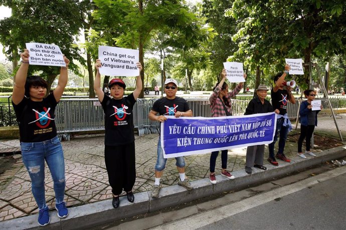 Manifestantes contra las acciones de China en el mar de China Meridional